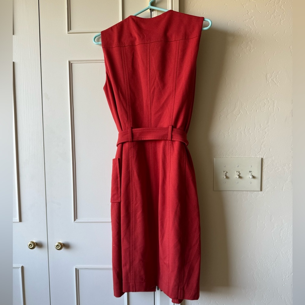 Akris Punto Crew Neck Knee-Length Red Sleeveless Belted Dress US Size 8 - Picture 12 of 12